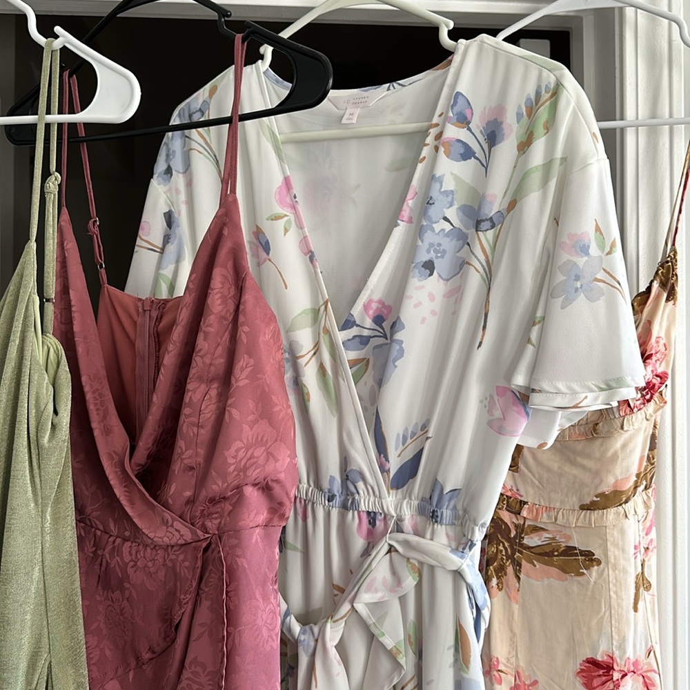 Spring dress bundle - Picture 2 of 3